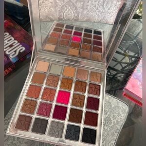 Jeffree Star Star Wedding Vaulted Eyeshadow Palette